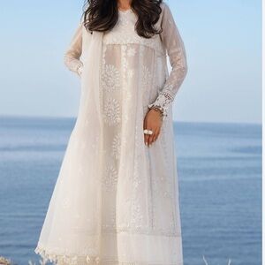 Pakistani brand new 3 piece full embroidery luxury dresses size medium to large